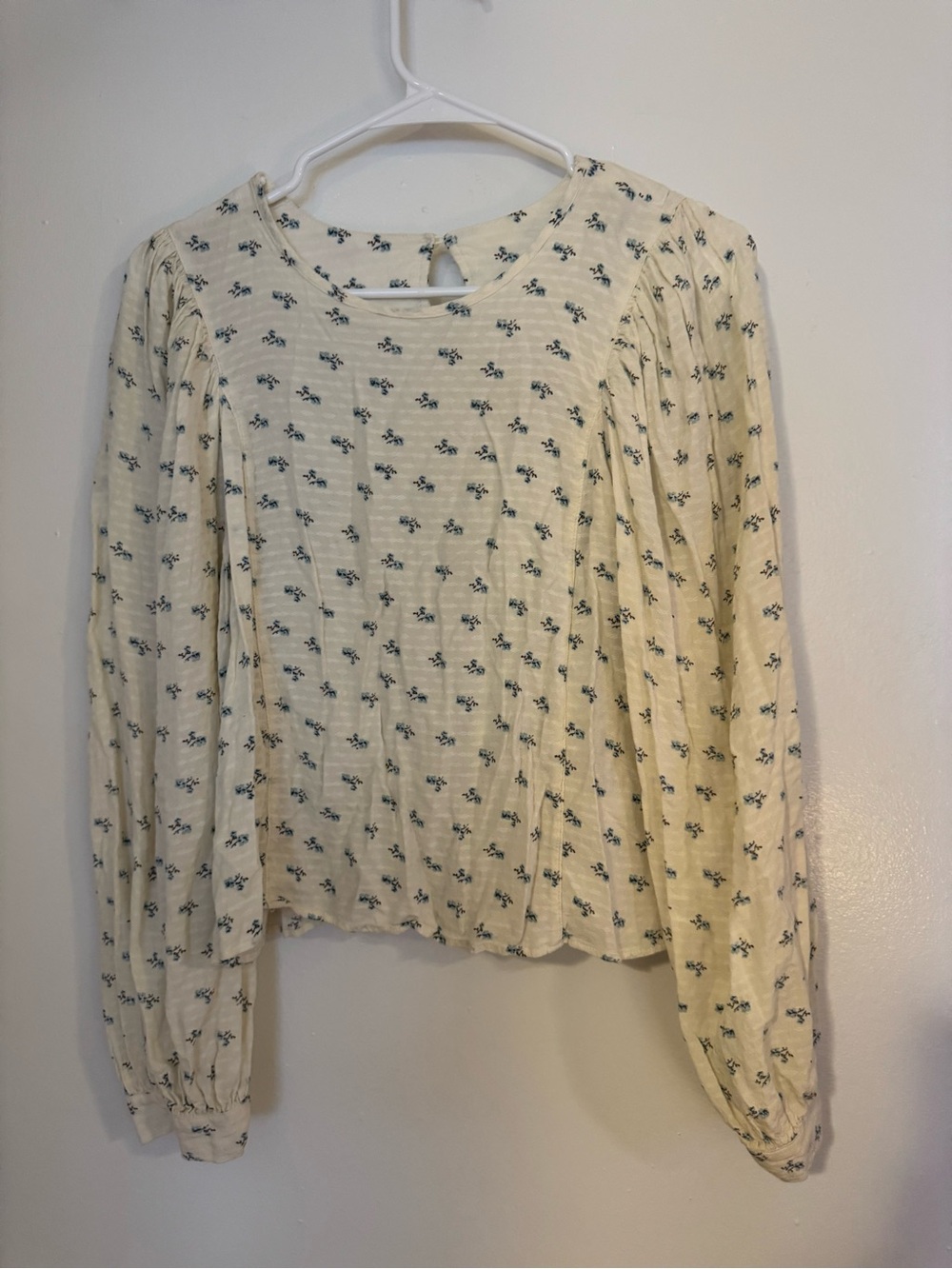Melrose and Market Cream Floral Long Sleeve Blouse